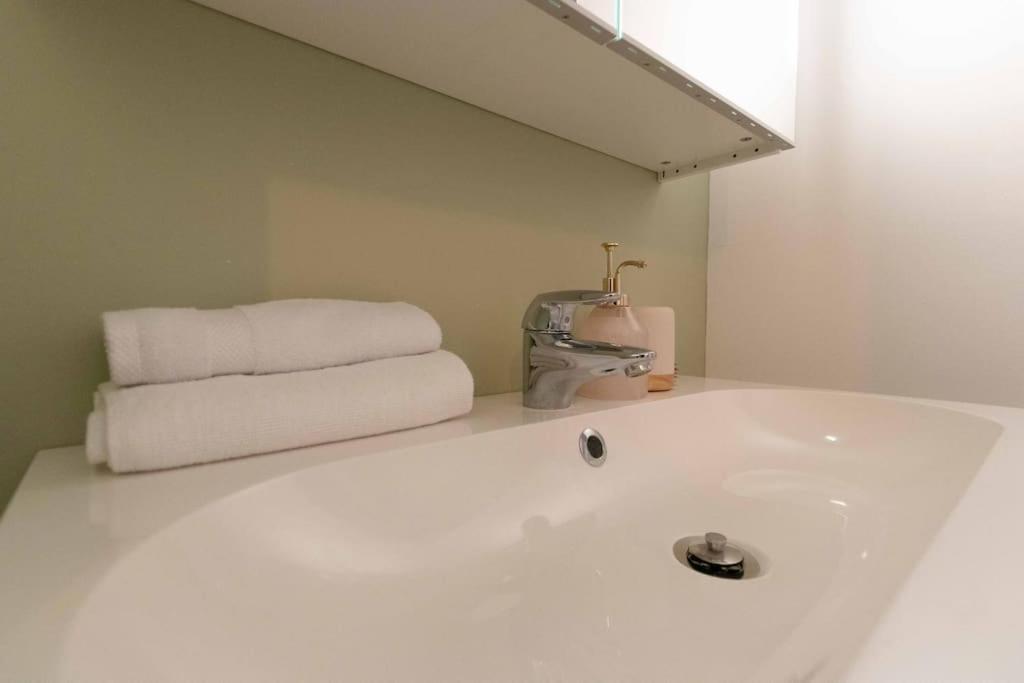 Cabana & Le Grand Appartement Lumineux Mâcon Esterno foto