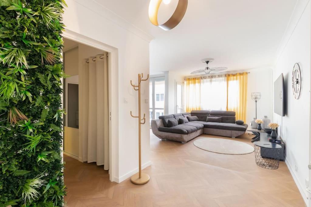 Cabana & Le Grand Appartement Lumineux Mâcon Esterno foto